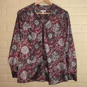 Vintage Satin Paisley Button Down Blouse. Size medium